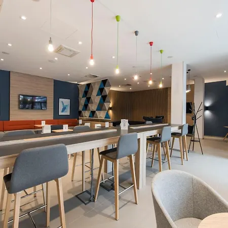 Express - Mokotow By Ihg Varsovie