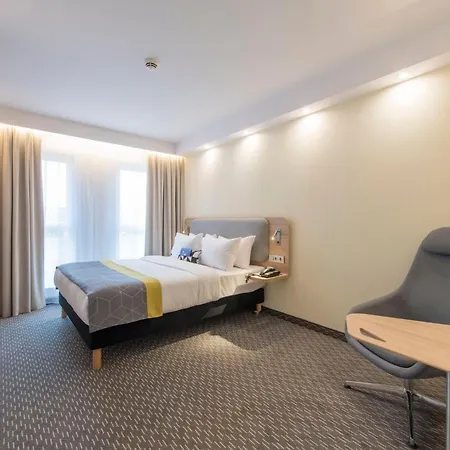 Express - Mokotow By Ihg Varsovie