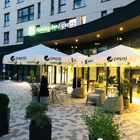 מלון Express - Mokotow By Ihg 3*