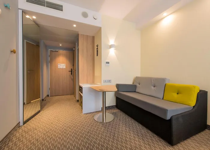 Express - Mokotow By Ihg Hotel 3*