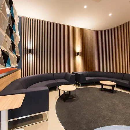 Express - Mokotow By Ihg 호텔 3*